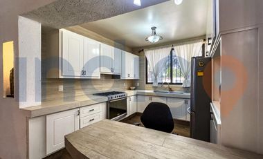 Casa en Venta en Tequisquiapan (Incluye 2 casas y 4 locales comerciales)