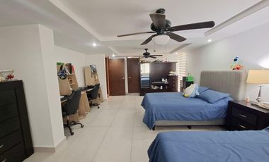 CASA EN VENTA LOMA LARGA MONTERREY
