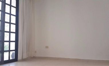 Casa en venta por Ave Luna SMZ Supermanzana 43, Cancun