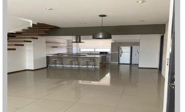 Departamento en  VENTA o RENTA en Angelopolis cerca de Solesta