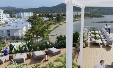 PLAYA DORADA / OCEAN FRONT / APARTAMENTO EN PRE VENTA / ENTREGA 2027