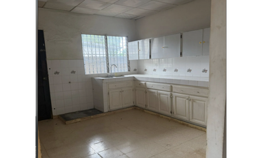 HERRERA / CHITRE / 609M / 3 HABITACIONES / 2 PARKING / TERRAZA