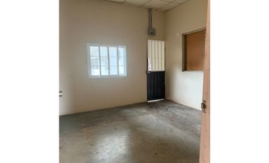 HERRERA / CHITRE / 609M / 3 HABITACIONES / 2 PARKING / TERRAZA