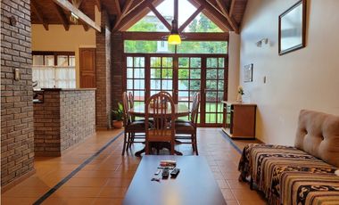 Vendemos excelente Casa en 6° Sección, Ciudad, Mendoza