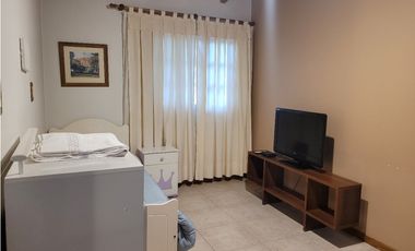 Vendemos excelente Casa en 6° Sección, Ciudad, Mendoza