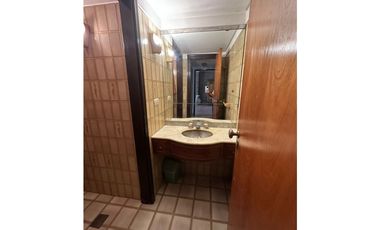 Venta Chalet 5 ambientes en zona San Carlos.