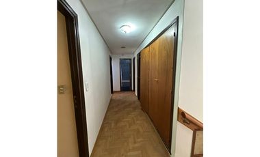 Venta Chalet 5 ambientes en zona San Carlos.