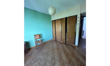 Venta Chalet 5 ambientes en zona San Carlos.