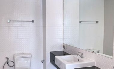 2 Bedroom apartment at Chic Condominium