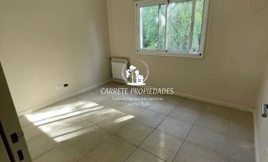 Dúplex en venta 3 ambientes y cochera. Pellegrini Village. Pilar