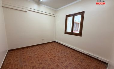 Casa céntrica en alquiler – Uso profesional / administrativo