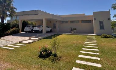 Casa en venta en Barrio privado Pago Chico