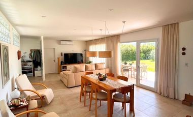 Casa en venta en Barrio privado Pago Chico
