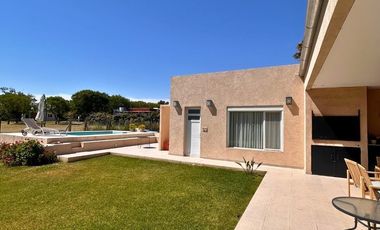 Casa en venta en Barrio privado Pago Chico