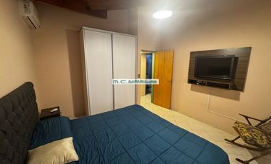 AT160. MAGNÍFICA CASA 3 DORM. QUINCHO+PILETA+COCHERAS (8PAX)