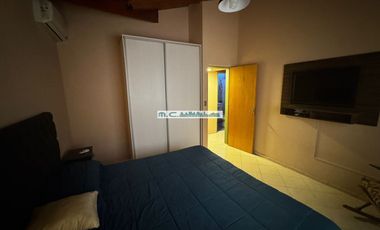 AT160. MAGNÍFICA CASA 3 DORM. QUINCHO+PILETA+COCHERAS (8PAX)