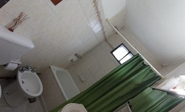 Departamento Tipo Casa en alquiler en Caseros