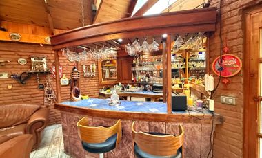 Casa en arriendo en LA REINA