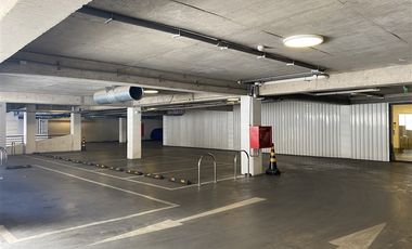 Local Comercial en Arriendo en Av. Camino Los Trapenses 1800