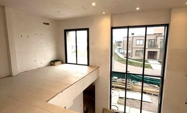 CASA B° PRIV OLIVOS DEL TORREÓN EN OBRA AVANZADA