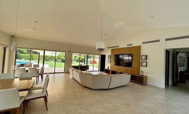 Departamento planta baja en renta en Serena, Yucatán Country Club.