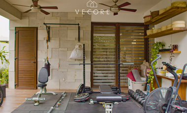 RESIDENCIA DE LUJO EN EXCLUSIVO FRACCIONAMIENTO, CAMPO LAGO, ZAPOPAN