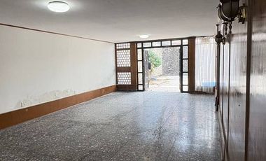 Casa en venta en la colonia Narvarte, a una cuadra de Parque Delta, B. J., CDMX.