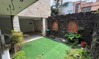 Casa en venta en la colonia Narvarte, a una cuadra de Parque Delta, B. J., CDMX.