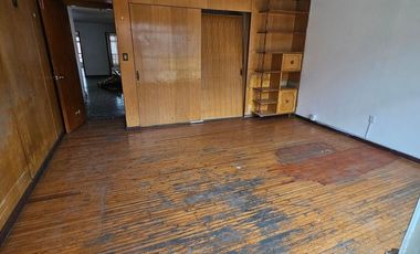 Casa en venta en la colonia Narvarte, a una cuadra de Parque Delta, B. J., CDMX.