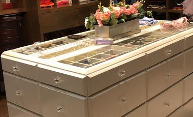 BOSQUES DE LAS PALMAS RESIDENCIA  CON ESTRICTA VIGILANCIA Y DEPTO  INDEPENDIENTE