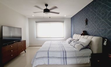 Casa en Venta Lomas del Sol con amplio Jardin