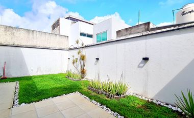 Casa en Venta Lomas del Sol con amplio Jardin
