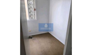 SE ARRIENDA DEPARTAMENTO  SIN AMOBLAR TRES HABITACIONES