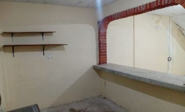 Casa en venta en Colonia Ejidal Isaac Arriaga ideal para remodelar