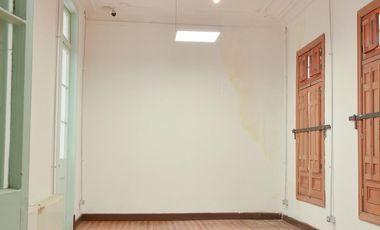 VENTA LOCAL COMERCIAL 13HAB 2BA PROVIDENCIA