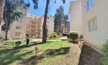 Depto 3d+1b Con Patio, Amoblado Y Estacionamiento.