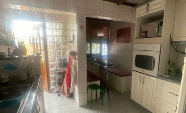 Casa con jardín cercana a Mall Los Dominicos