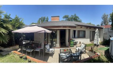 Casa con jardín cercana a Mall Los Dominicos