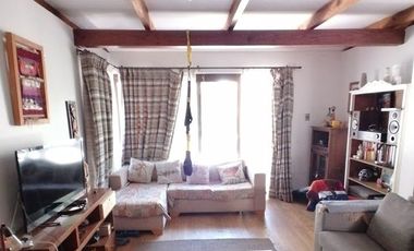 Casa con jardín cercana a Mall Los Dominicos