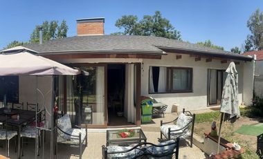 Casa con jardín cercana a Mall Los Dominicos