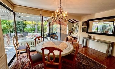 MARAVILLOSA!  EN CONDOMINIO, CERCA PORTAL