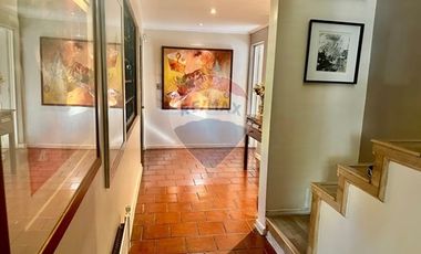 MARAVILLOSA!  EN CONDOMINIO, CERCA PORTAL