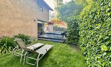 MARAVILLOSA!  EN CONDOMINIO, CERCA PORTAL