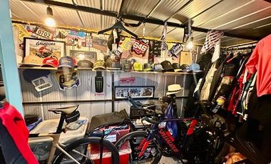 MARAVILLOSA!  EN CONDOMINIO, CERCA PORTAL