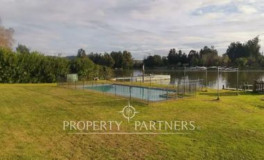 Maravillosa casa a orilla de Lago