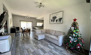 Casa en Villa Adelina