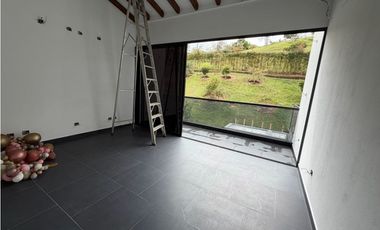 SE VENDE PERMUTA FINCA MODERNA EN CEJA ESTA EN UN 80% DE CONSTRUCCIÓN