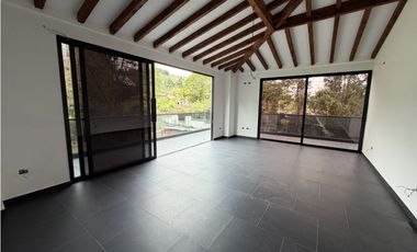 SE VENDE PERMUTA FINCA MODERNA EN CEJA ESTA EN UN 80% DE CONSTRUCCIÓN