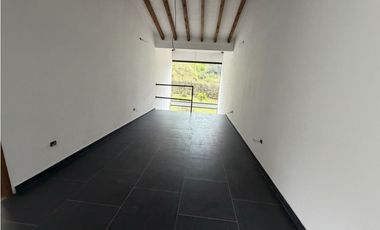 SE VENDE PERMUTA FINCA MODERNA EN CEJA ESTA EN UN 80% DE CONSTRUCCIÓN