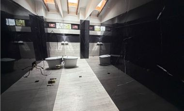 SE VENDE PERMUTA FINCA MODERNA EN CEJA ESTA EN UN 80% DE CONSTRUCCIÓN